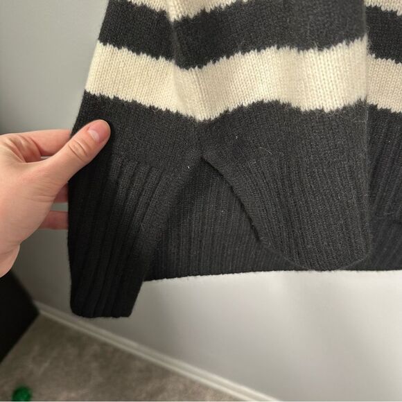 NakedCashmere Stella Star Graphic Turtleneck Cashmere Sweater NWT Size Small - Picture 13 of 16